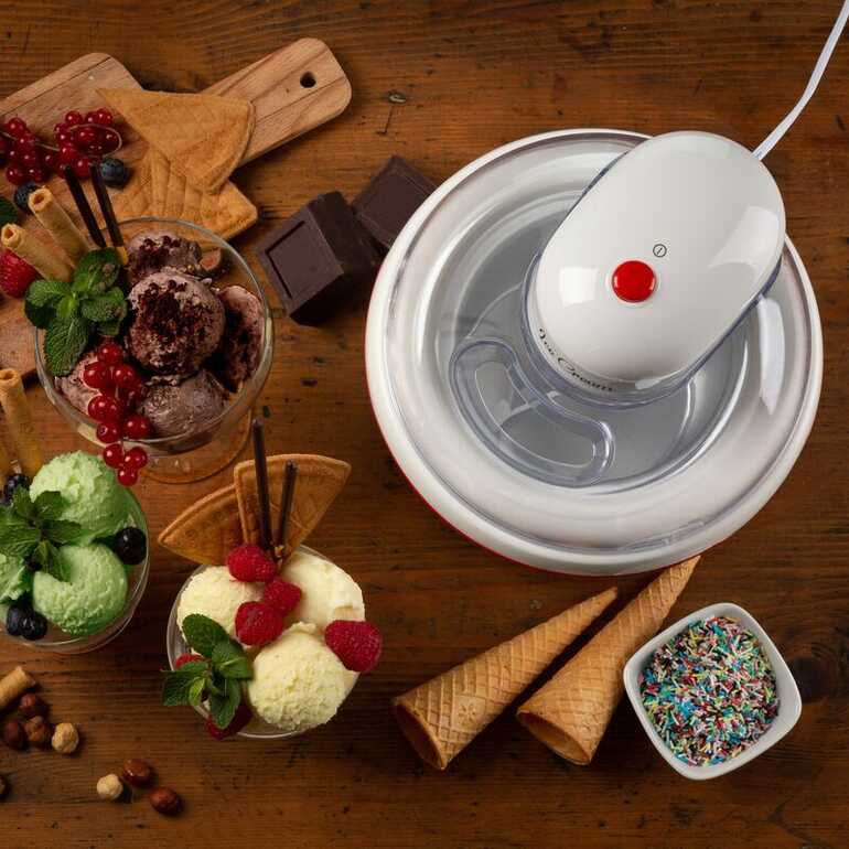 Ariete Party Time Dondurma Makinesi Kırmızı 0643/00 Ariete Party Time Dondurma Makinesi Kırmızı 0643/00