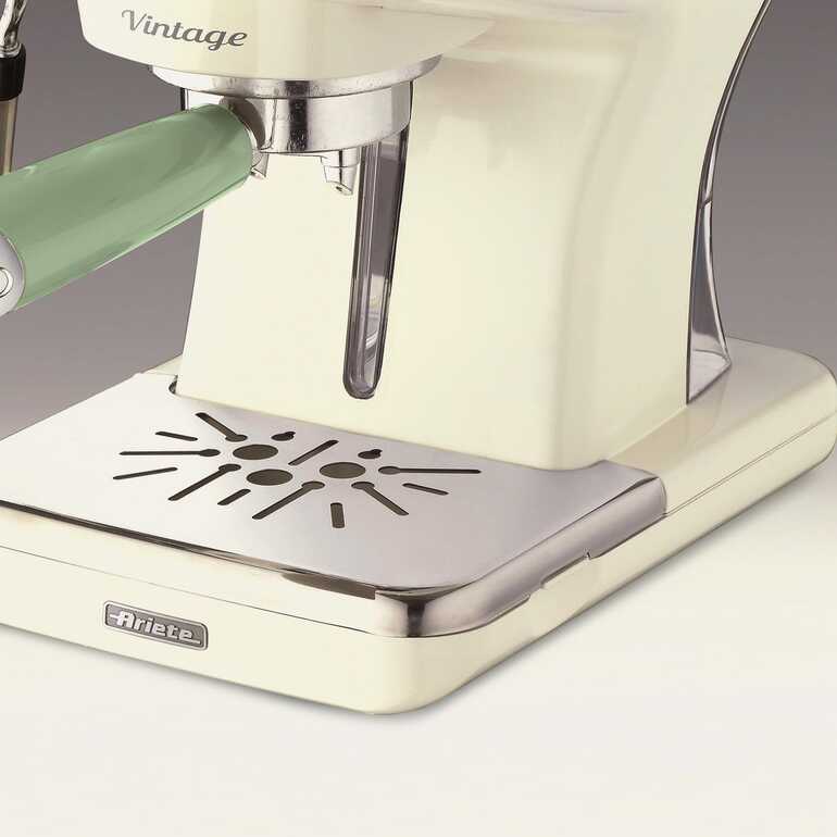 Ariete Vintage Espresso Kahve Makinesi Bej 1389/13  Ariete Vintage Espresso Kahve Makinesi Bej 1389/13