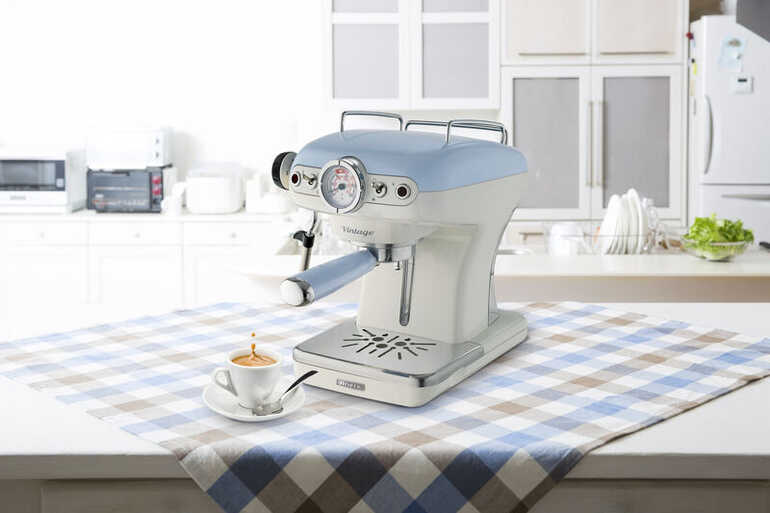 Ariete Vintage Espresso Kahve Makinesi Mavi 1389/15  Ariete Vintage Espresso Kahve Makinesi Mavi 1389/15