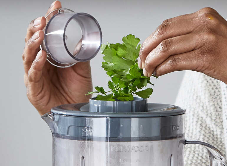 Kenwood Buz Kırma Fonksiyonlu 650 Watt Power Blender BLP41.C0WH  Kenwood Buz Kırma Fonksiyonlu 650 Watt Power Blender BLP41.C0WH