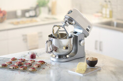 Kenwood kMix Mutfak Şefi 5 Lt KMX750CR + Airfryer XL Siyah HFP30.000BK Hediyeli - Thumbnail