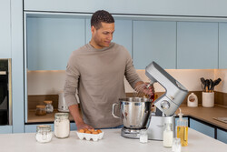 Kenwood Titanium Chef Baker Mutfak Şefi Silver Entegre Tartılı Çift Hazne 1200 Watt KVC85.004SI - Thumbnail
