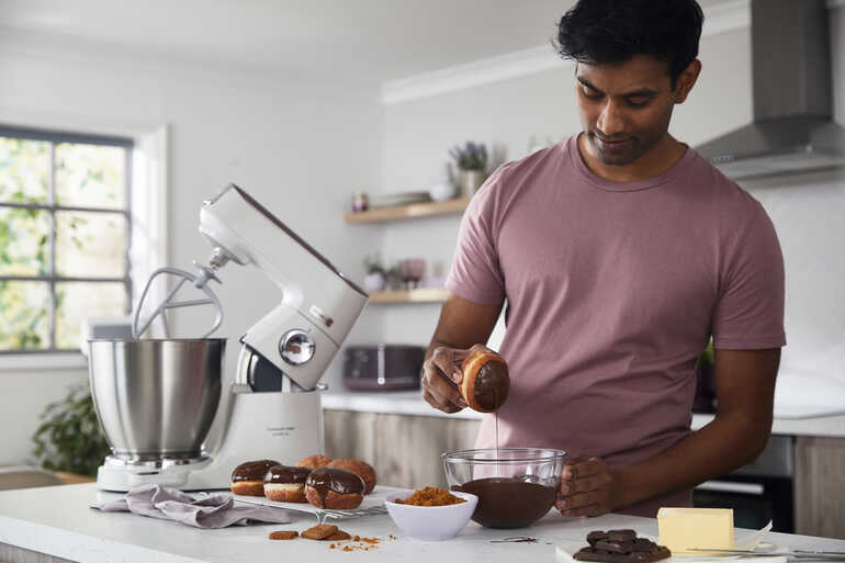 Kenwood Titanium Chef Baker XL Mutfak Şefi 7 Lt Geniş Hazne Beyaz KVL65.001WH Kenwood Titanium Chef Baker XL Mutfak Şefi 7 Lt Geniş Hazne Beyaz KVL65.001WH